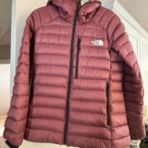 The North Face Women's Jacket in Burgundy